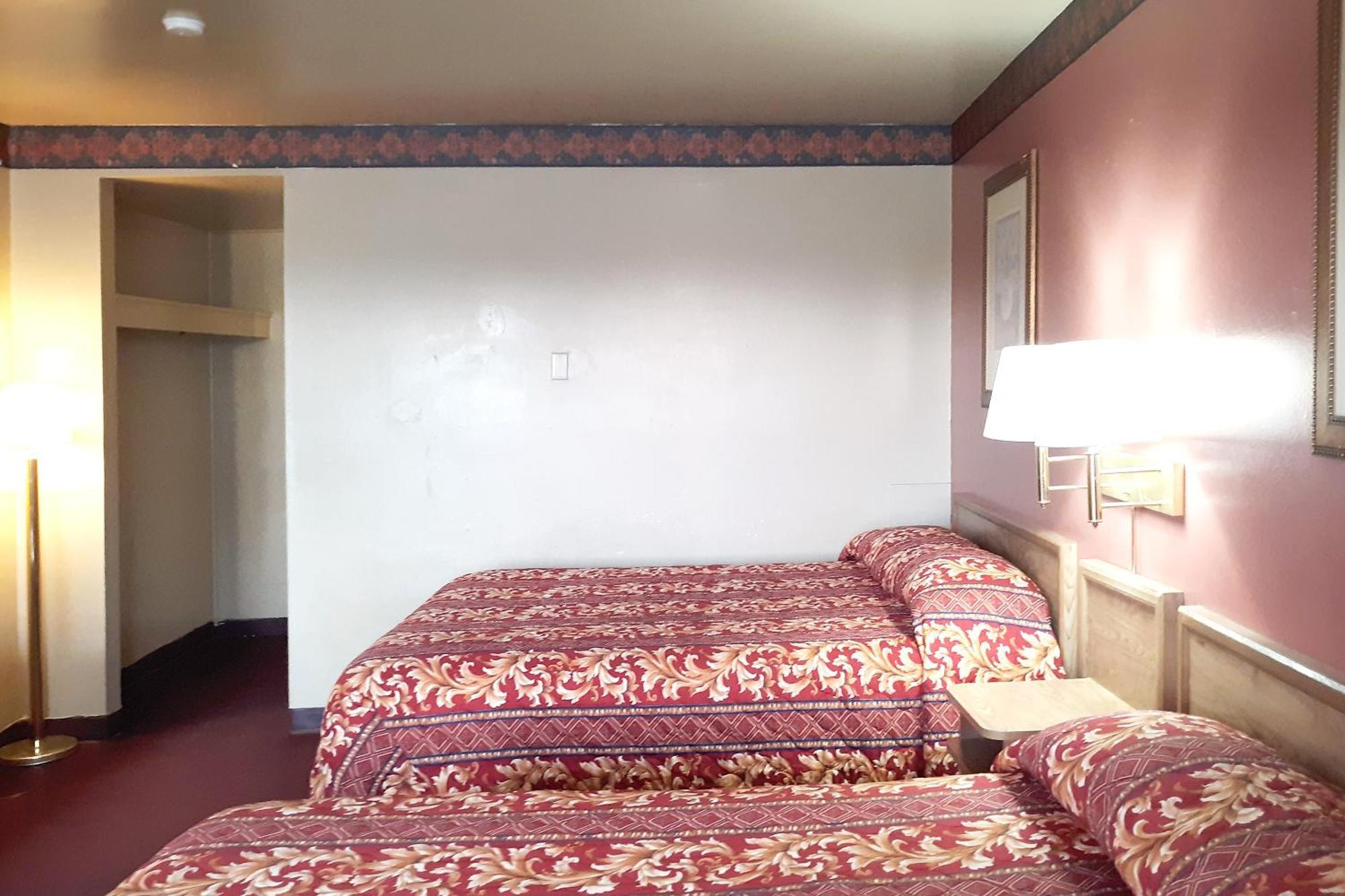 Oyo Hotel Kings At Clovis Εξωτερικό φωτογραφία